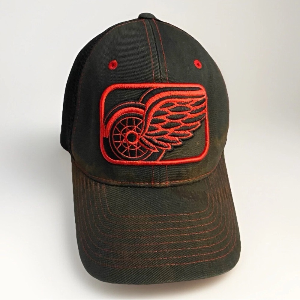 Old Time‎ Hockey Detroit Red Wings Flexfit Baseball Cap NHL Embroidered Logo